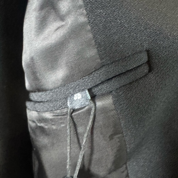 Vestiaire Carry Over Elegant Black Women's Blazer - Picture 11 of 15